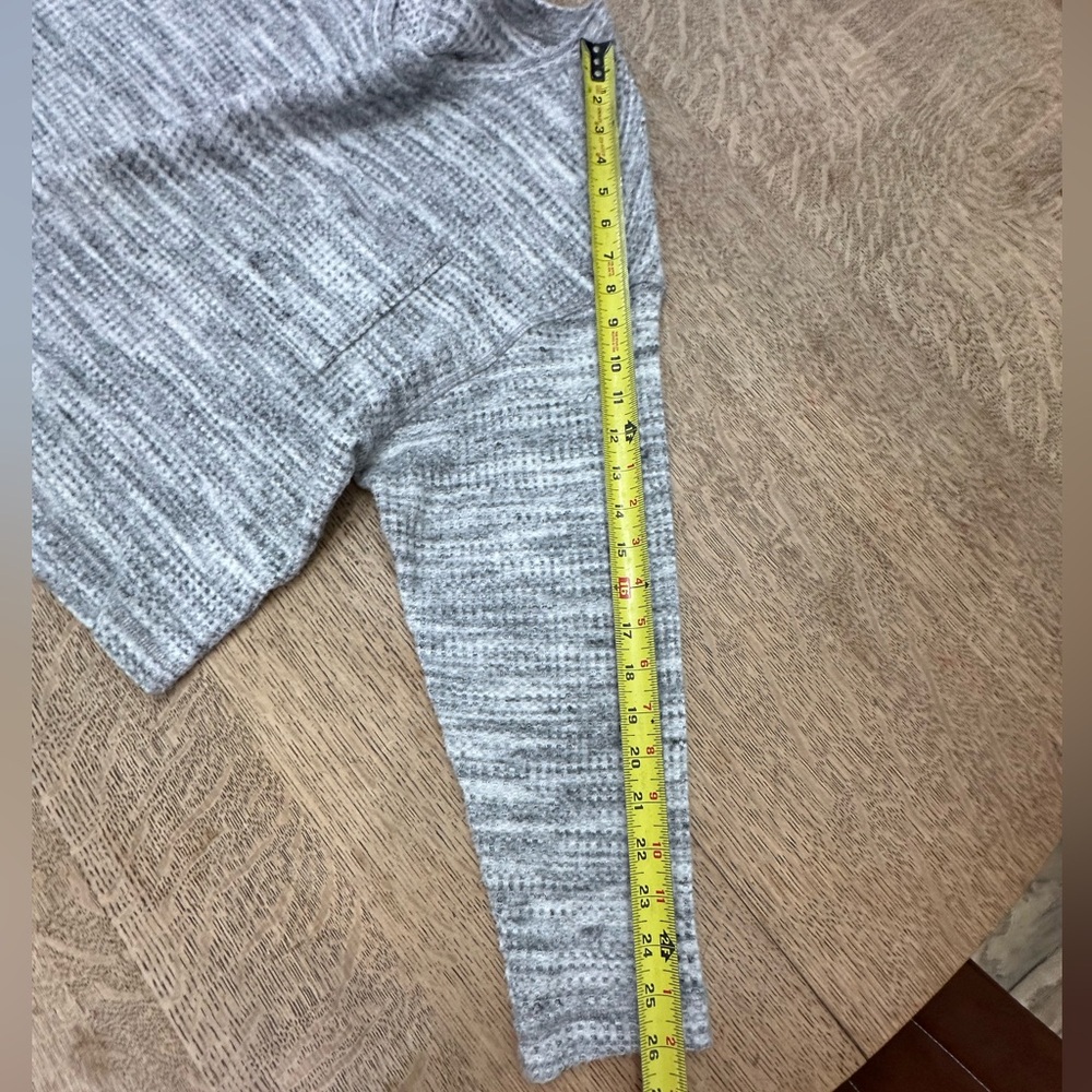 Michael Stars Cropped Lightweight Oversized Sweater Medium - Picture 11 of 14